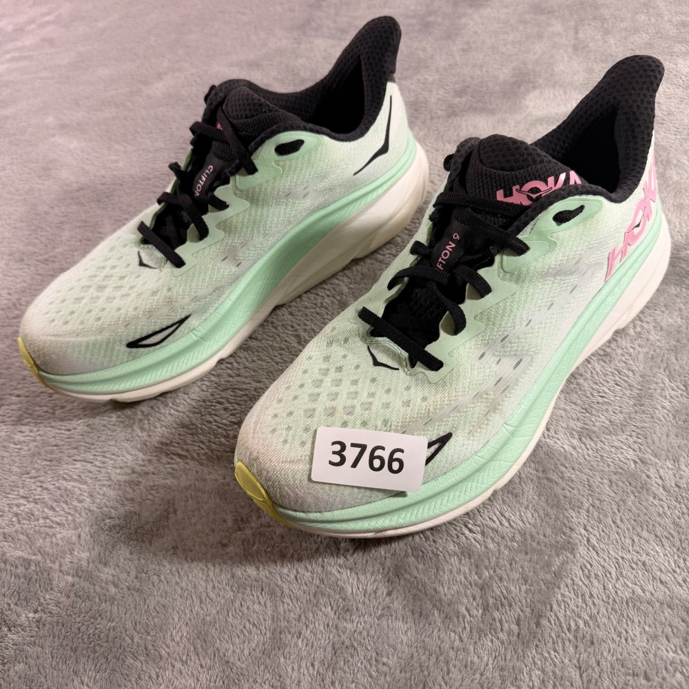 Hoka Clifton 9 Sneakers Womens‎ 10.5 Mint Green Pink Running Shoes 1127896 MNW
